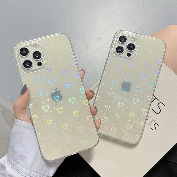 Holografiskt skal till iPhone 14 Pro i 3D hjärtan i vit transparant
