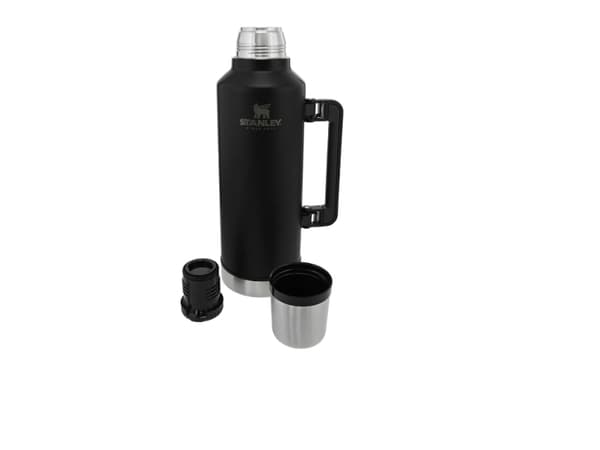 Stanley Tourist Thermos Legendaarinen Classic 2.3 l musta