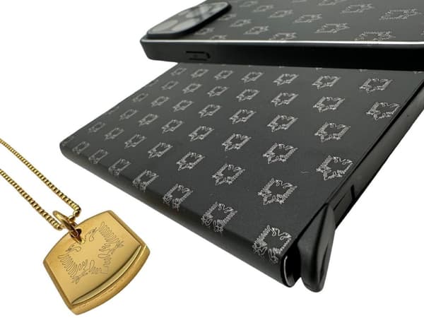 Shenja e flamurit albansk örn plånbok halsband mobilskal iPhone 14