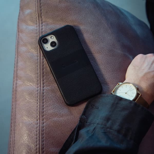 Krusell Nahkakotelo iPhone 13 Pro Max Musta