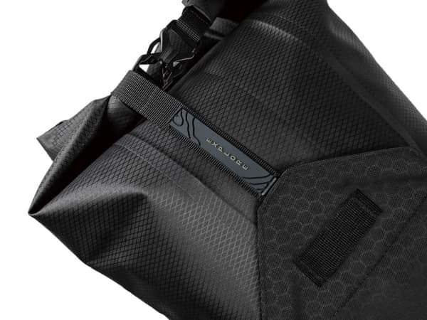 Topeak BackLoader X kantorinkka, 15 L, musta