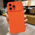 Pikkukuva 1 / 2: Slim-Fit TPU-puhelinkotelon suojakuori iPhone 15 Pro -kuorelle - Oranssi