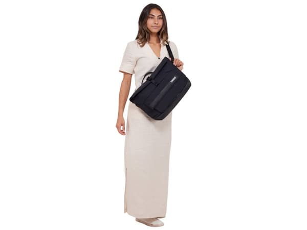 Thule Paramount PARACB3114 Black, Unisex, Cross body bag, Black, Nylon, Business Card, Wet pocket, Cell phone pocket, Key pocket, Zip pocket, Documen