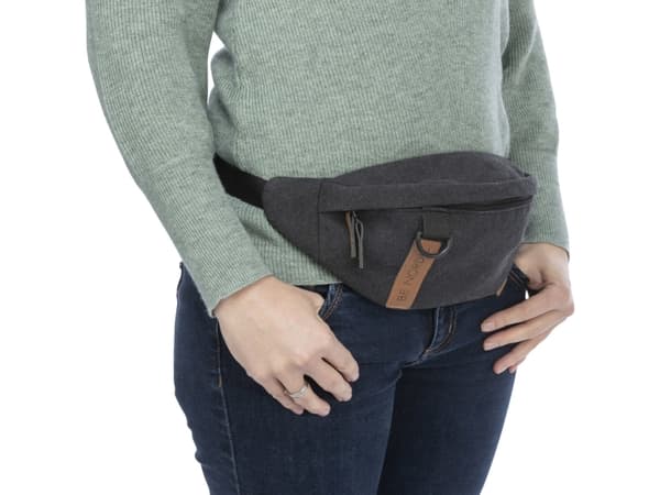 Trixie BE NORDIC sling bag, pocket: 24×11×8cm, belt: 50–165cm,black