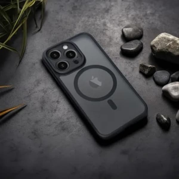 iPhone 13 Pro Max Mobilskal Magsafe Matte - Svart