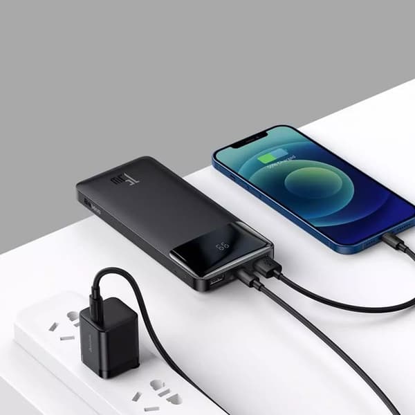 Baseus Bipow Digital Display Powerbank 10000mAh 15W - Svart