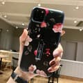 Miniatyrbillede 1 af 2: Modeetui med fingerholder - iPhone 12/12 Pro, blomster