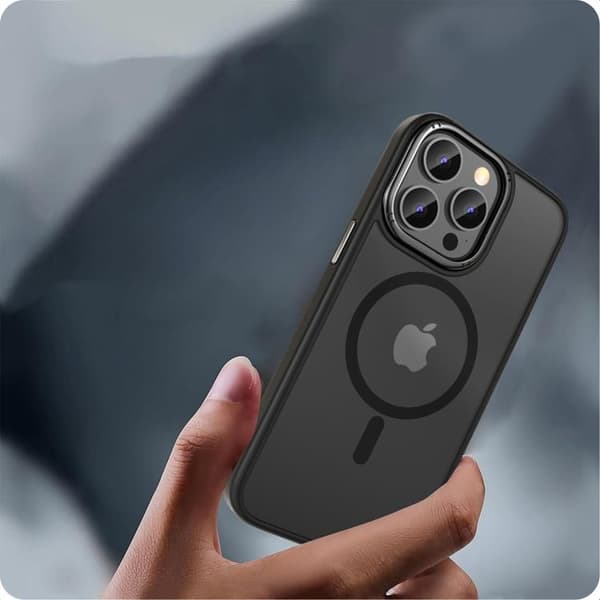 Tech-Protect iPhone 15 Pro Max Mobilskal Magsafe Magmat 2 - Svart