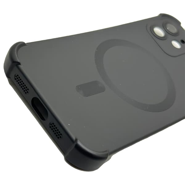 iPhone 12 -  Silikonskal med Magnetiskt Stötskydd