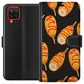 Miniatyrbillede 2 af 4: Tegnebogsetui til Samsung Galaxy A12 med Kyllingedrumstick motiv