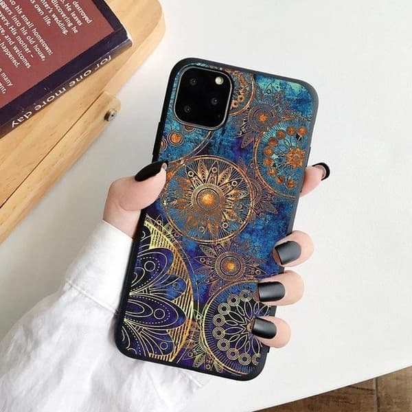 Cover til iPhone 15, Pro & Max orientalsk blåt mønster