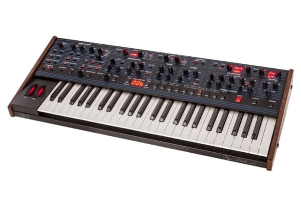Sequential OB-6 - Polyfonisk analog synthesizer