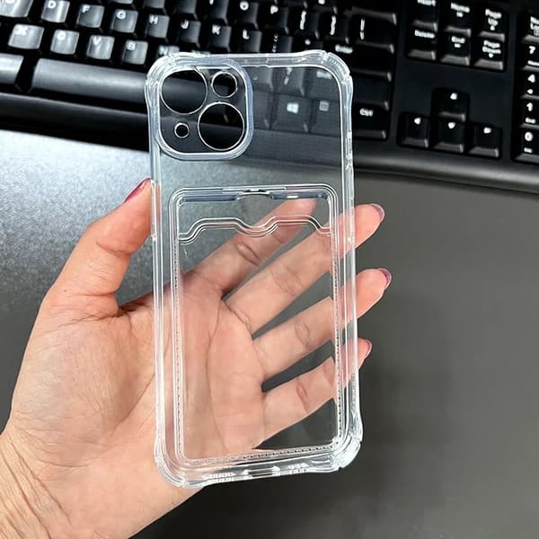 Suojakuori kaikille iPhone 15 -malleille, jossa on tilaa lyhyelle silikoniskunvaimennin