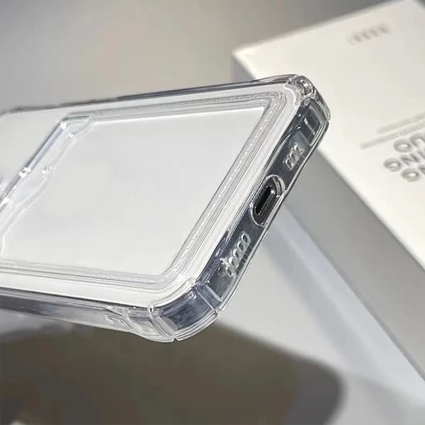 Suojakuori kaikille iPhone 15 -malleille, jossa on tilaa lyhyelle silikoniskunvaimennin