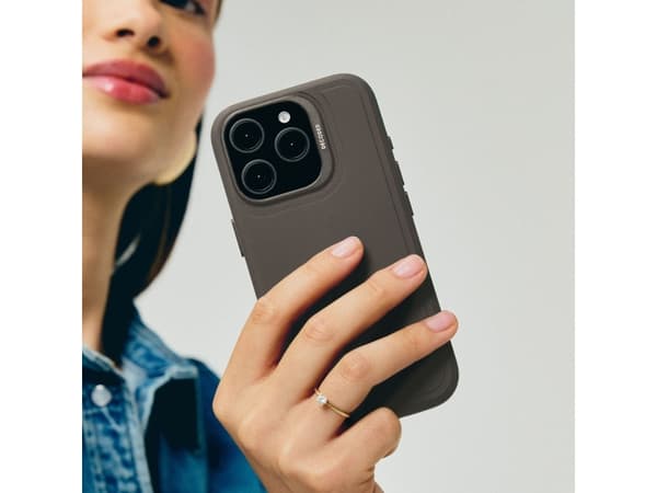 Decoded D25IPO16PBCST9PM, Omslag, Apple, iPhone 16 Pro, 16 cm (6.3"), Svart