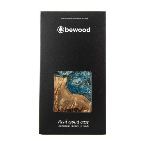 Bewood iPhone 15 Pro Max Mobilskal Unique Planets Earth
