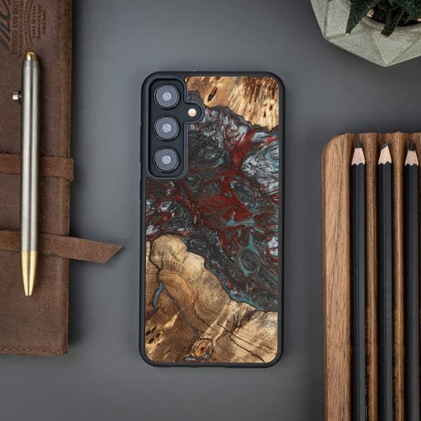 Bewood Galaxy S24 Plus Mobilskal Unique Planets Pluto