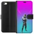 Pikkukuva 1 / 3: Apple iPhone SE (2016) Lompakkokotelo musta ritari fortnite