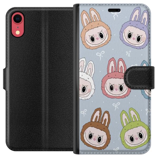 Apple iPhone XR Plånboksfodral Labubu Star Pattern – Stjärnmönstrat med monsterlook