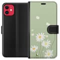 Miniatyrbild 1 av 3: Apple iPhone 11 Plånboksfodral Prästkragar – blommigt mönster i svensk sommarstil