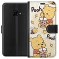 Miniatyrbild 1 av 3: Samsung Galaxy Xcover 4 Plånboksfodral Nalle Pooh Style – klassiskt björnmotiv i ny tolkning