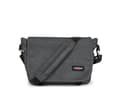 Pikkukuva 1 / 5: Eastpak Jr Black Denim, Olkalaukku, Musta, Vetoketju, 2 taskua, 2 taskua, Musta