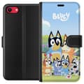 Miniatyrbillede 1 af 3: Apple iPhone 8 Tegnebogsetui Bluey mobilcover med hele familien i farverigt design