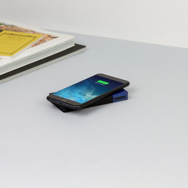 Usbepower AIR Wireless langaton powerbank 5000mAh Sininen