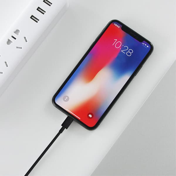 SiGN USB-A 2.0 till Lightning Kabel 2.1A, 2m - Svart