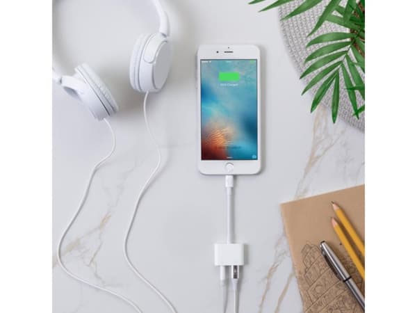 SiGN Lightning till 3.5mm Adapter 12W, 10cm - Vit