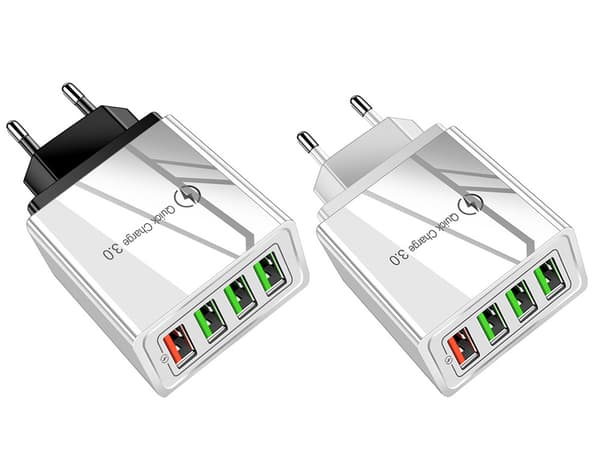 Strömadapter med 4 st USB-A Portar 3A QC 3.0