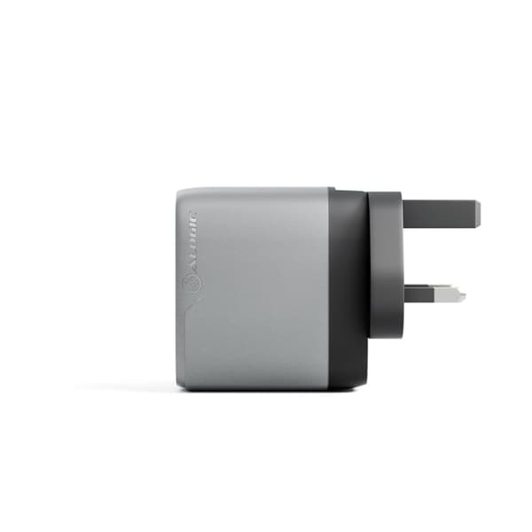 ALOGIC Laturi Rapid Power 67W Multi-Country Travel GaN Charger