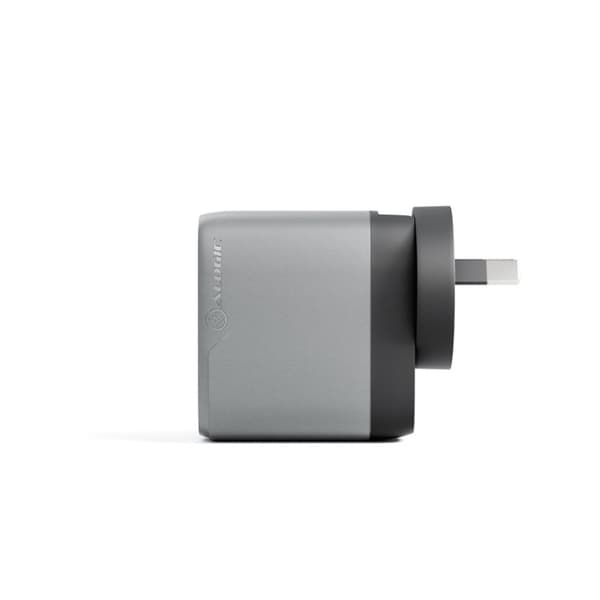 ALOGIC Laturi Rapid Power 67W Multi-Country Travel GaN Charger