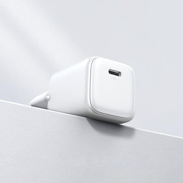 Ugreen GaN Väggladdare USB-C 20W Nexode Mini - Vit