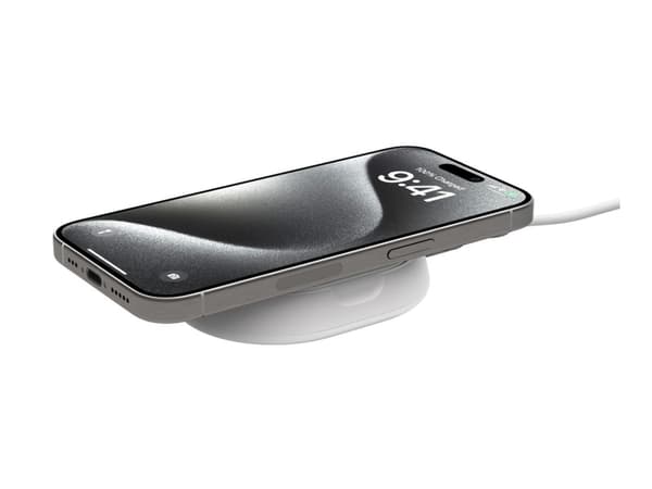 Belkin BoostCharge Pro - Langaton latausteline - magneettinen, vaihdettava, Qi2 - 15 Watt - 3 A - Pikalataus - valkoinen