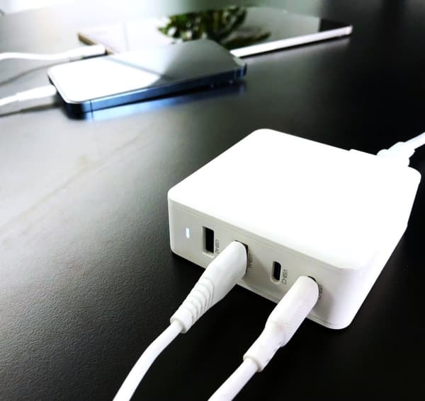 Dudao A100EU Adapter 100Watt GaN 2xUSB-C + 2xUSB-A