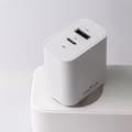 Miniatyrbild 7 av 11: Maxlife Väggladdare USB/USB-C 30W med USB-C/USB-C Kabel PD QC