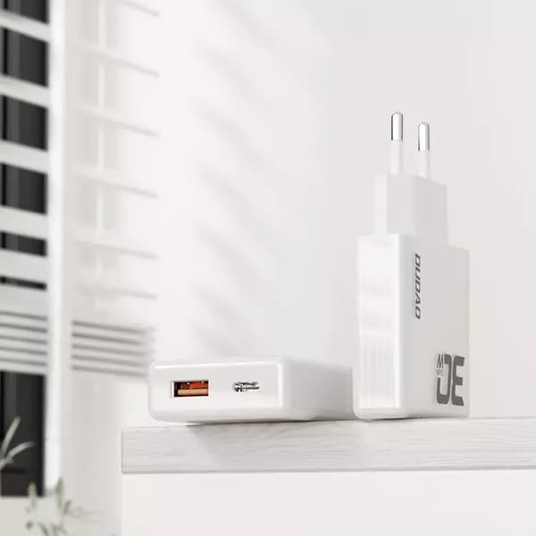 Dudao Snabbladdare 30W USB-A/USB-C med USB-C/USB-C Kabel Vit
