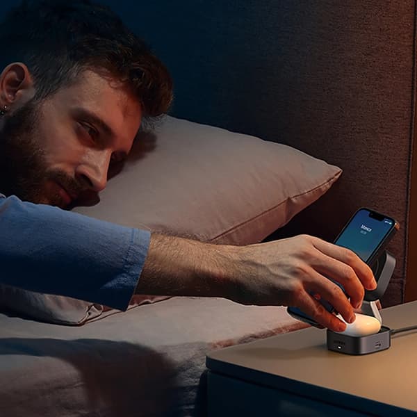 Ugreen 3-in-1 Trådlös Laddare Magsafe iPhone, Apple Watch, AirPods Qi2 - Svart