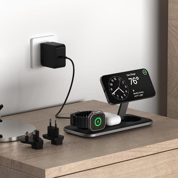 Satechi Qi2 Trio trådlös laddningsplatta - med 45W reseladdare