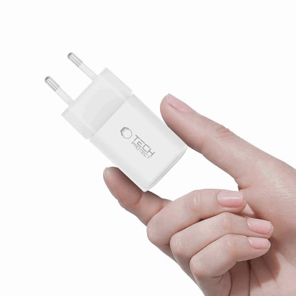 Tech-Protect Snabbladdare 33W NCM 2-Port QC3.0 - Vit