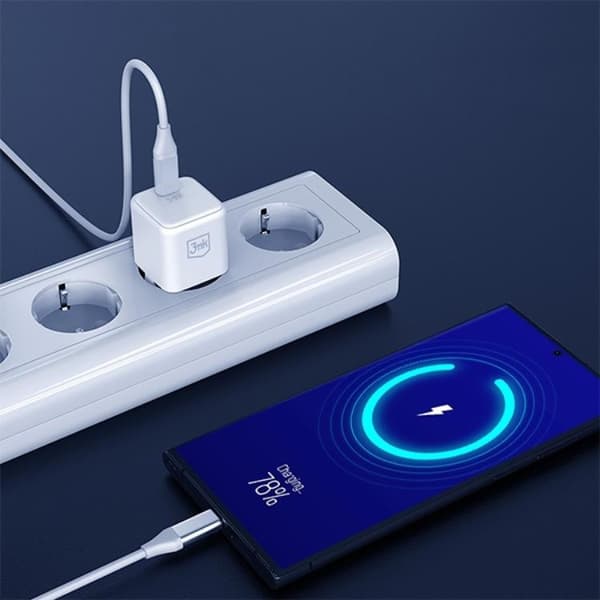4smarts Snabbladdare 140W 3xUSB-C GaN Flex Pro - Vit