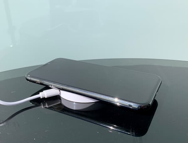 Trådløs iphone-oplader