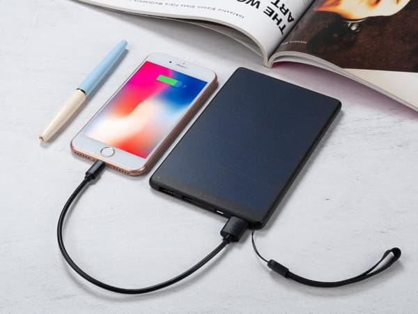 Sandberg Urban Solar Powerbank 10000 - Solar powerbank - 10000 mAh - 37 Wh - 18 Watt - 3 A - QC 3.0 (2 x USB, USB-C med strømforsyning) - på kabel: Mi