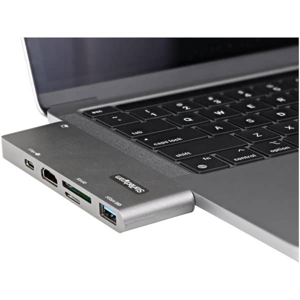 StarTech.com USB-C-moniporttinen sovitin MacBook Prolle/Airille - USB-C - 4K HDMI - 100 W virransyöttö - SD/MicroSD - 2-porttinen USB 3.0 -keskitin -