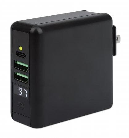 MANHATTAN 4-in-1 -matkalaturi ja virtapankki 8 000 mAh Yksi 5 W induktiivinen langaton latausalusta, kaksi 12 W USB-A-porttia, yksi USB-C-portti 12 W musta
