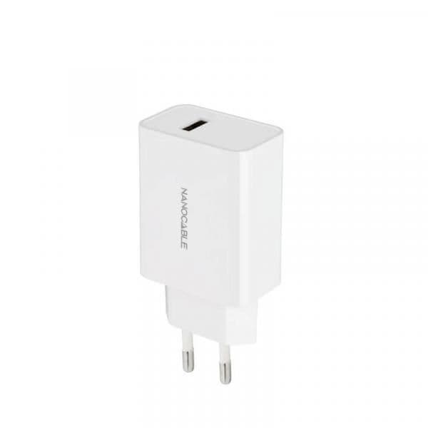 USB-laddare med 5 V/2.1 A USB-A-port. Så att du inte får slut på ström på dina enheter! Så liten, så liten, att du kan Vit