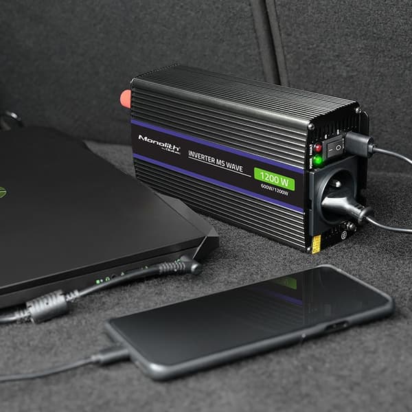 Qoltec 51925 Monolith spänningsomvandlare 1200 MS Wave |12V till 230V | 600/1200W | USB
