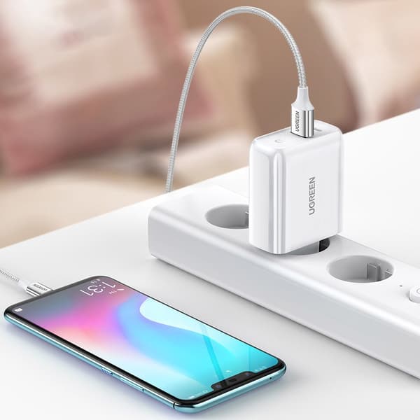 Hurtigoplader USB-C + USB 36 W Quick Charge 4.0 Power Delivery hvid