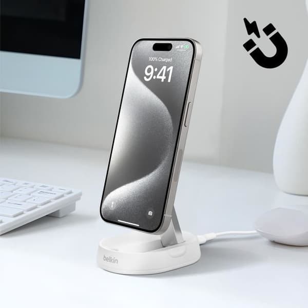 Induktionsladdare - BELKIN - BoostCharge Pro - 15W - Fällbart stativ - Qi2